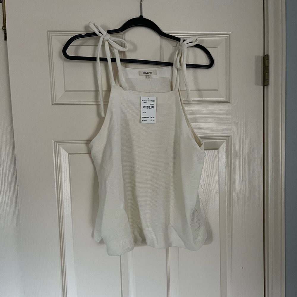 Gorgeous NWT top from Madewell!